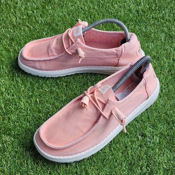 HEY DUDE WENDY - Womens Slip On - SIZE 7 - Picture 1 of 9